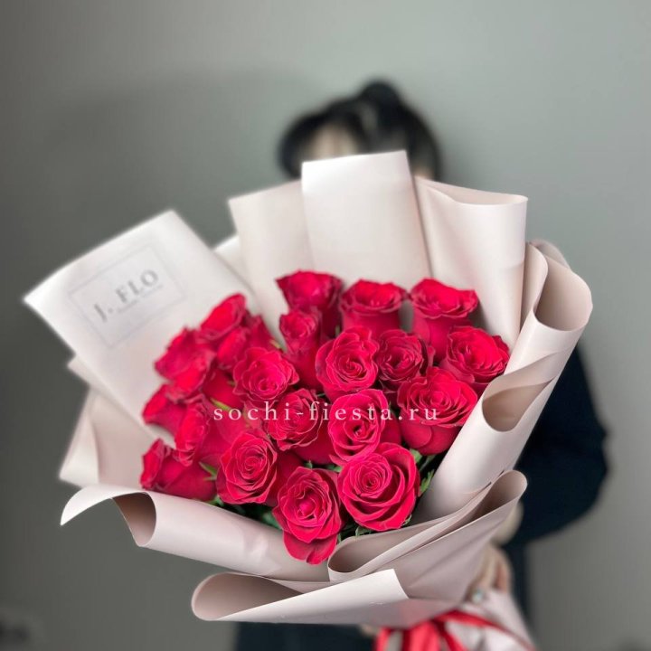 21 красная роза  в Череповеце