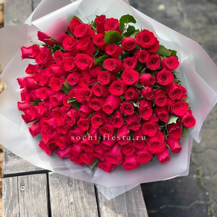 101 красная роза Лолита в Череповеце