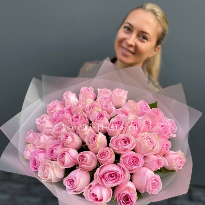 51 розовая роза в Череповеце