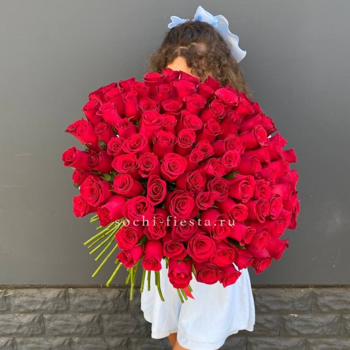 101 красная роза в Череповеце