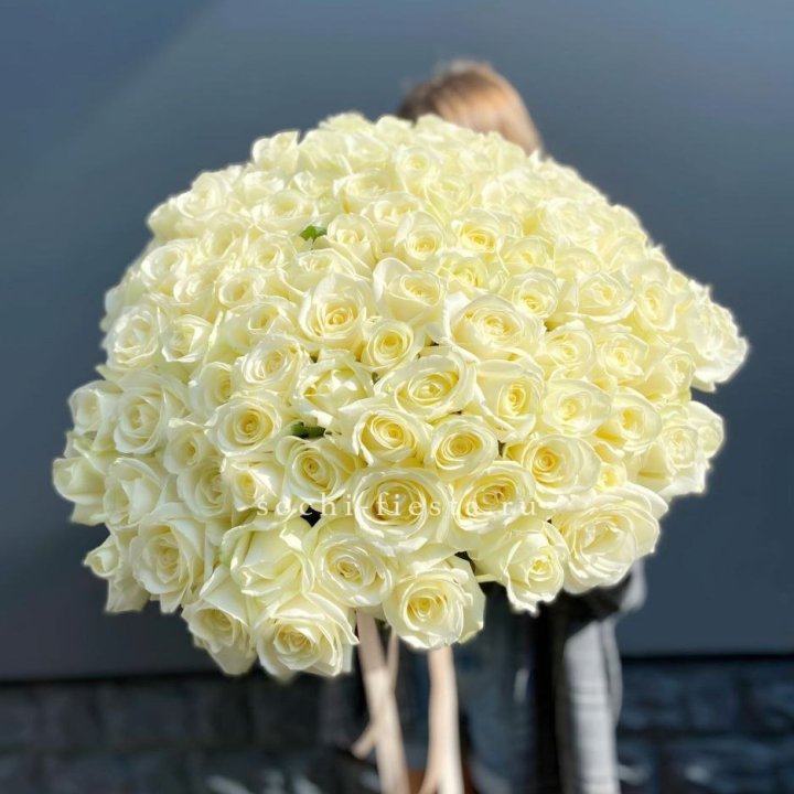 Букет  из 101 белой розы  в Череповеце