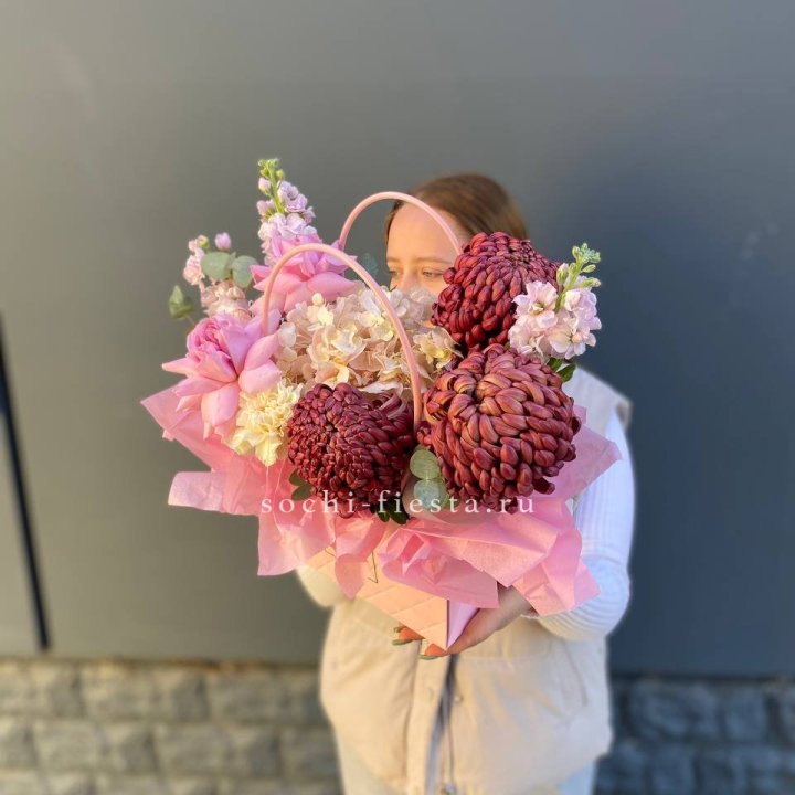 Сумочка нежная с бигуди в Череповеце