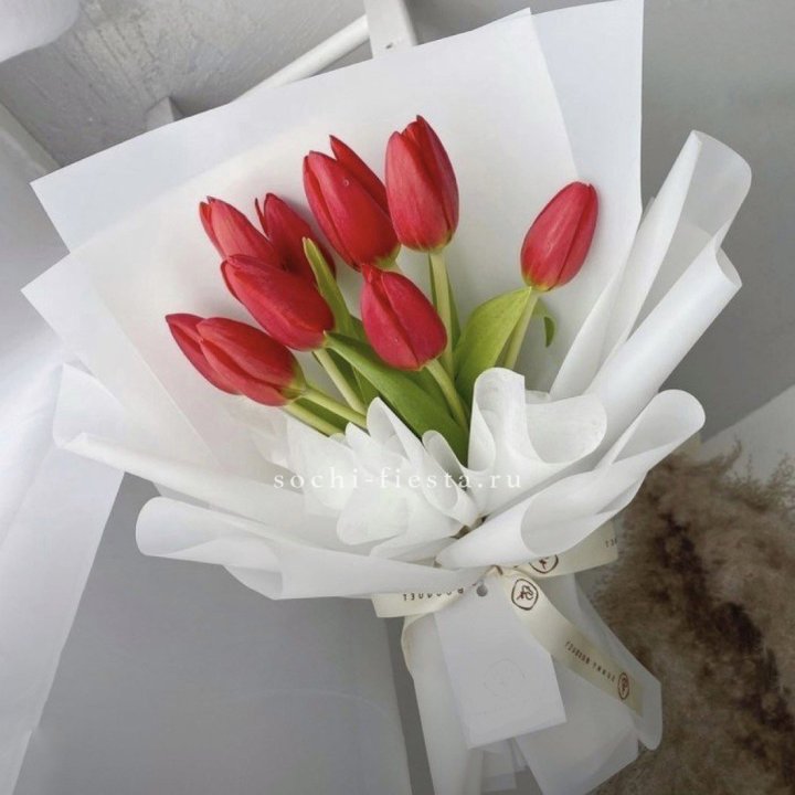 Букет красных тюльпанов в Череповеце