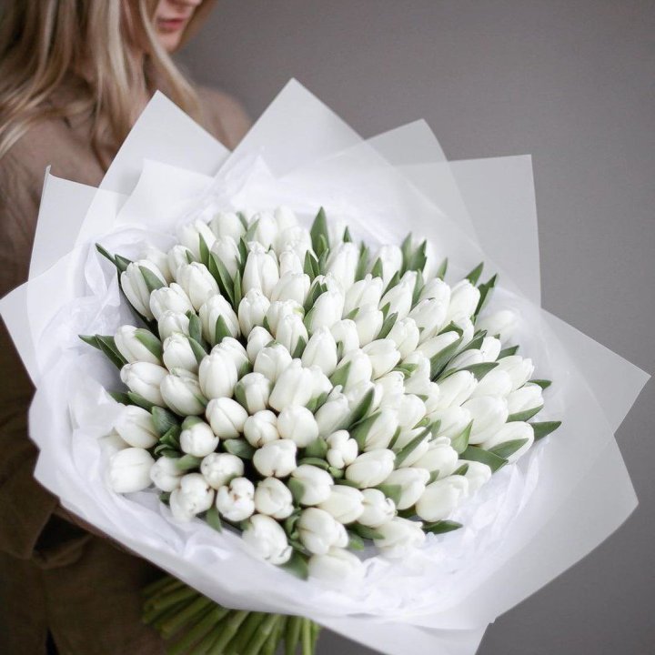 101 белый тюльпан в Череповеце